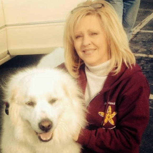 Meet your Posher, Gwen - Picture 1 of 1